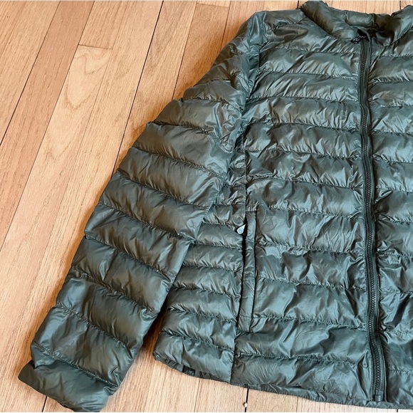 Lolë Women’s Teal Zip Up Light Puffer Quilted Jacket Size Medium - Picture 3 of 11